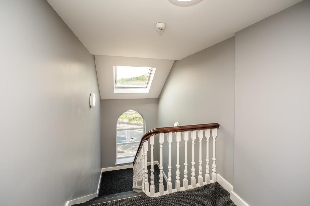 Stay Suites Huddersfield Dış mekan fotoğraf